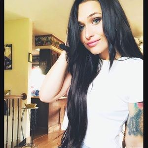 Meet your Posher, Jonnee